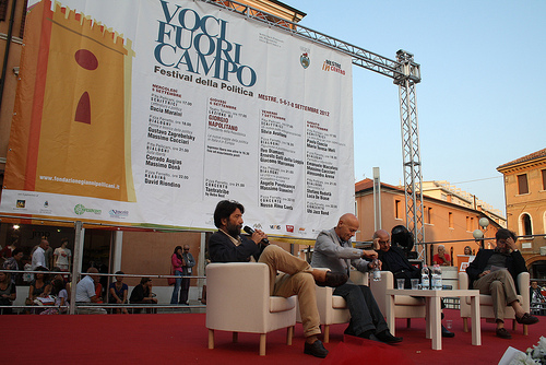 Lorenzo  PORCILE  - Festival della Politica Voci Fuori Campo piazza Ferretto di FgPellicani, su Flickr
